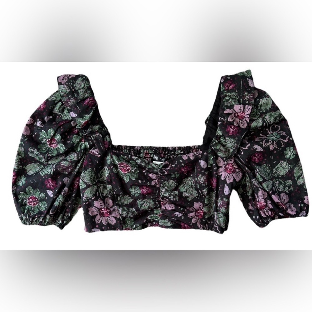 Zara Black and Pink Floral Crop Top